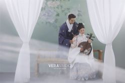 -至臻微拉婚纱摄影