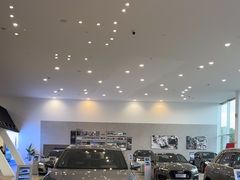 -上海永达奥诚奥迪4S店(申江路店)