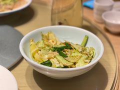 -关东小磨东北菜(上海长风大悦城店)