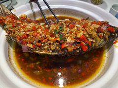 香酥大鲫鱼-费大厨辣椒炒肉(高铁吾悦广场店)