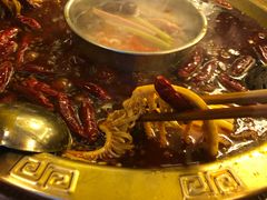 -山城年华老火锅(玉林店)
