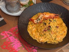 -Mark&Mars Restaurant