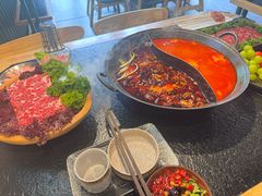 -鹿鸣山草本茶香火锅(园西路店)