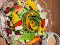 牛油果色拉-水之惠鲜鱼料理(王府大街店)