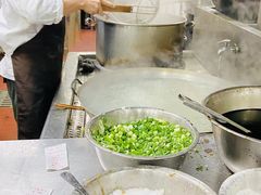-天天锅贴王(迎凤街店)