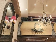 -玛格萝妮比萨屋(四平店)