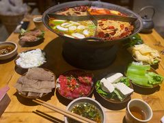 -白乐天毛肚火锅馆(南滨路店)