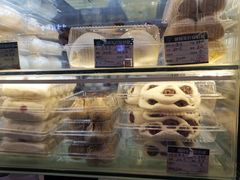 -白玉兰食品甜凤店(合生汇店)