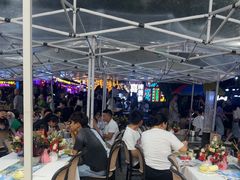-刘姐啤酒鱼民族演艺餐厅(西街总店)