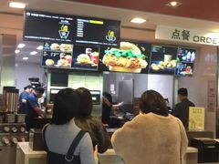 -麦当劳(田林好又多店)