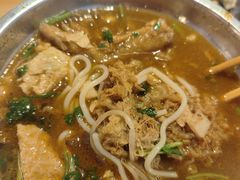 -柳州肥姨妈大骨螺蛳粉(东靖路店)