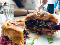 手撕猪肉汉堡-RAC BAR(安福路店)