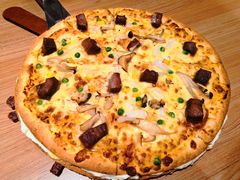 照烧牛肉流心芝士薄脆披萨-必胜客(国贸店)