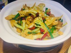 -费大厨辣椒炒肉(吉联MALL店)