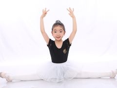 -西安小天鹅艺术团(曲江Alice店)