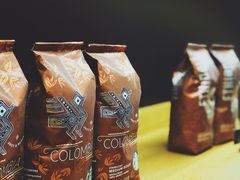 -星巴克(西藏路店)