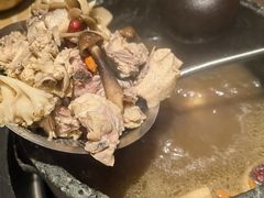 -蘑界·野生菌火锅(深业上城店)