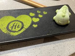 -海底捞火锅(新松江路生日主题店)
