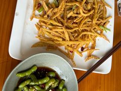 -莲餐厅·湖北菜·潜江小龙虾店(愚园路店)