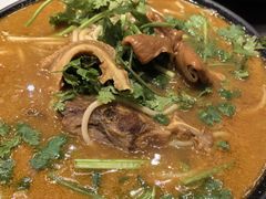 -肥汁米蘭香港米线(长宁来福士店)