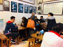 大堂-六爷门框百年卤煮