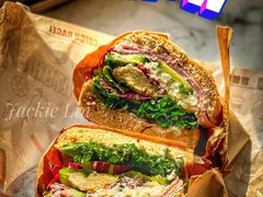 -Catch Bagel(芳草地店)