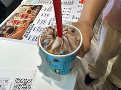暴风雪-DQ·蛋糕·冰淇淋(南开大悦城2F店)