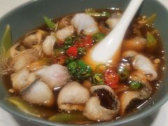 鲜椒水煮鱼-鹿港小镇(金虹桥国际中心店)