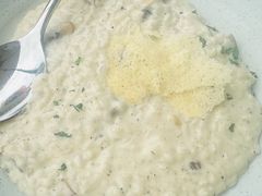 -MONICH牛排融合餐厅(和义大道购物中心店)