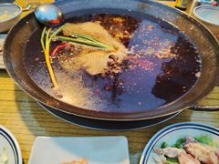 -六公里老火锅(总店)
