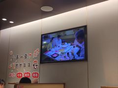 -海底捞火锅(宝龙广场夜宵主题店)