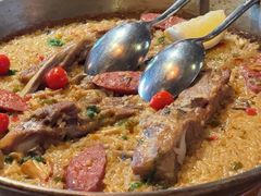 -BROWNSTONE布朗石西班牙餐厅(富城店)