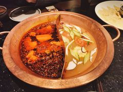 -山城鼎重庆老火锅(西安钟楼店)