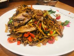 -胡胜锐辣椒炒肉(河北店)