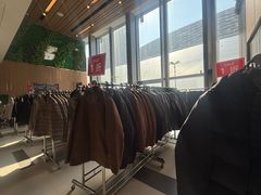 -广州周大福金融中心