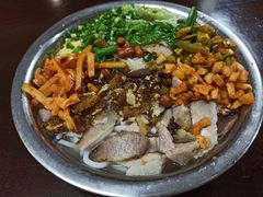 卤菜粉-老东江米粉