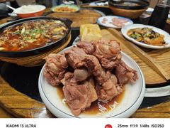 -东北哈尔滨酱骨头馆房掌柜铁锅炖