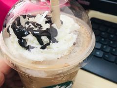 -星巴克(前滩世贸中心店)