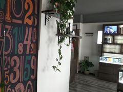 -视野联行眼镜蔡司·依视路官方授权店(顺城店)