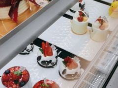 -花花卷卷·鲜食蛋糕(静安久光百货店)