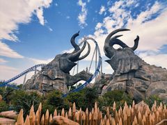 -七彩云南欢乐世界