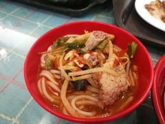 -红鼻子桂林米粉(金唐新光界店)