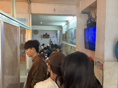 -松树干拌面店