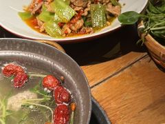 -吃饭皇帝大(长宁龙之梦店)