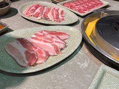 -哈哈碳都·牛肋条无限自助烤肉(台江万达店)