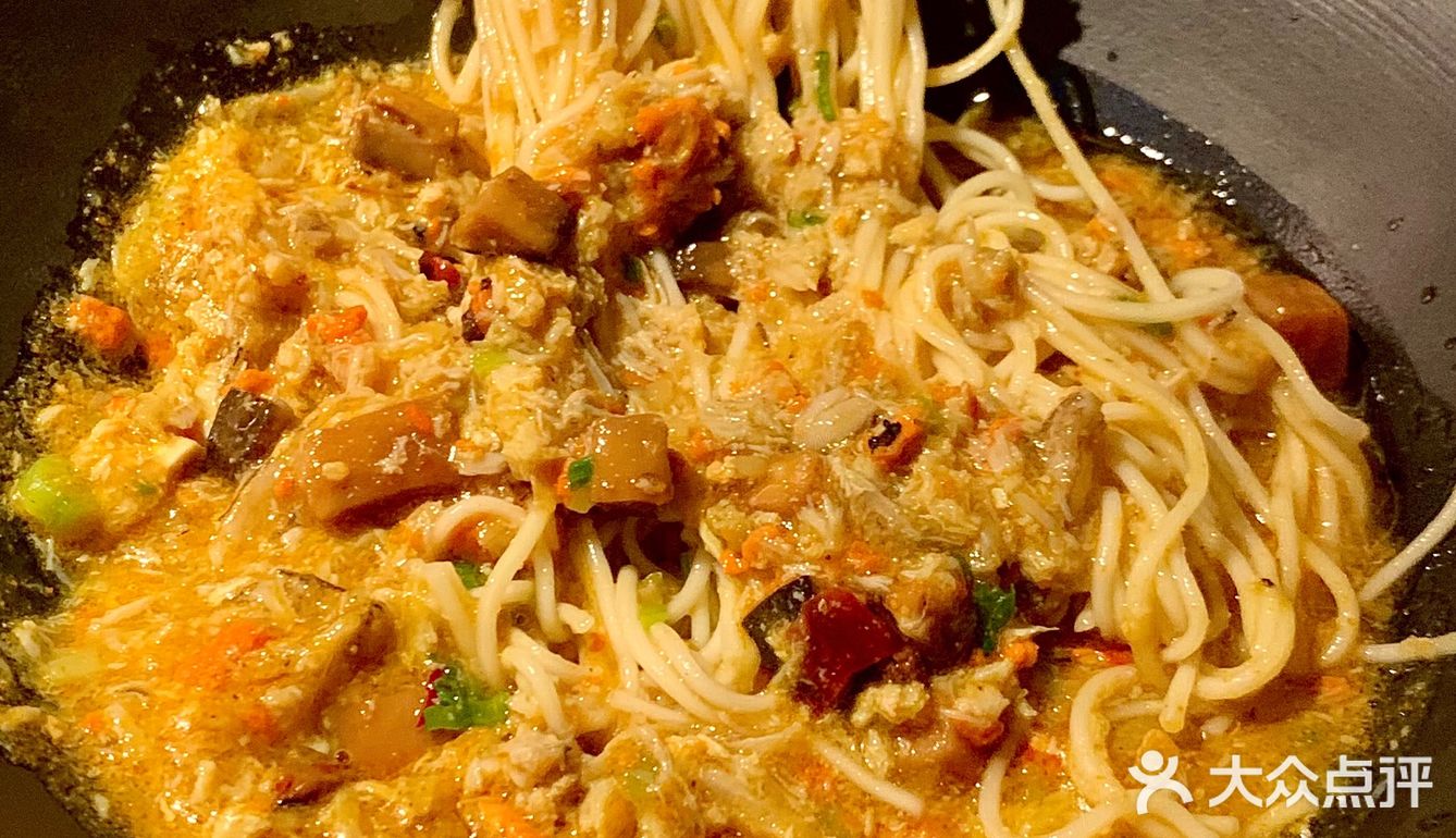 成都新店🦀️ 自带仪式感的“蟹黄料理面”🍜
