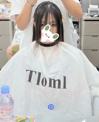 -Tloml salon