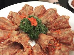 -品悦酒店(三林古镇店)