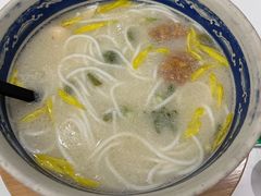 -新世界·过桥米线宴