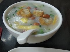 艇仔粥-银记肠粉店(中山一路店)